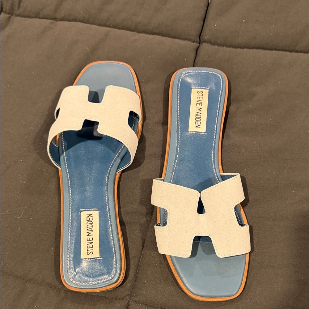 Steve Madden Women's Two toned blue suede sandals